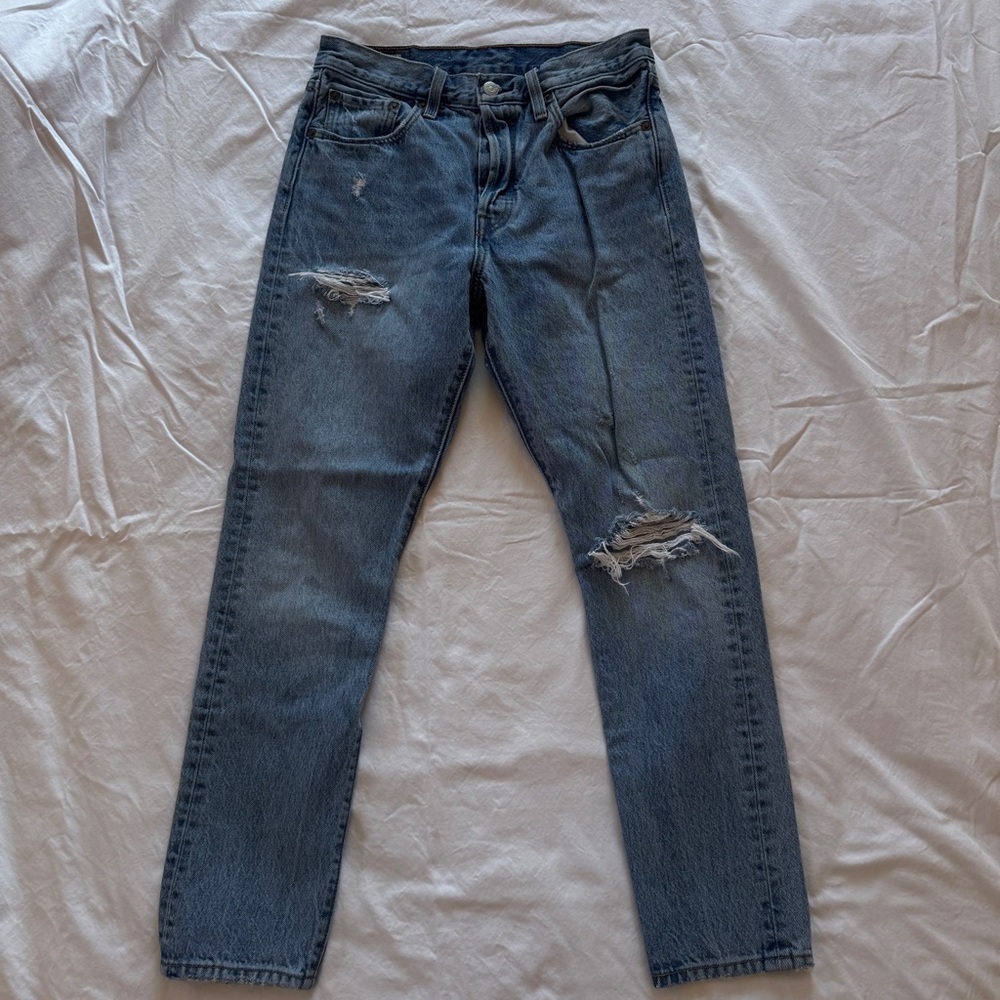 Levi’s Blue Distressed Jeans